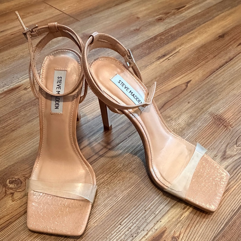 7.5 Steve Madden Beige Clear-Strap Stiletto Sandals Never Worn